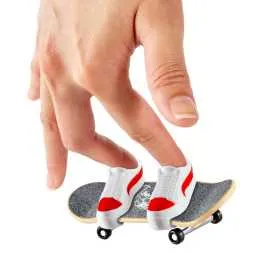 Hot Wheels Skate Fingerboard   Shoe Multipack Tricked Out Pack