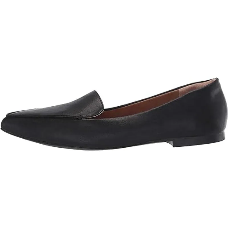 Sleek Minimalist Leather Loafer For Women