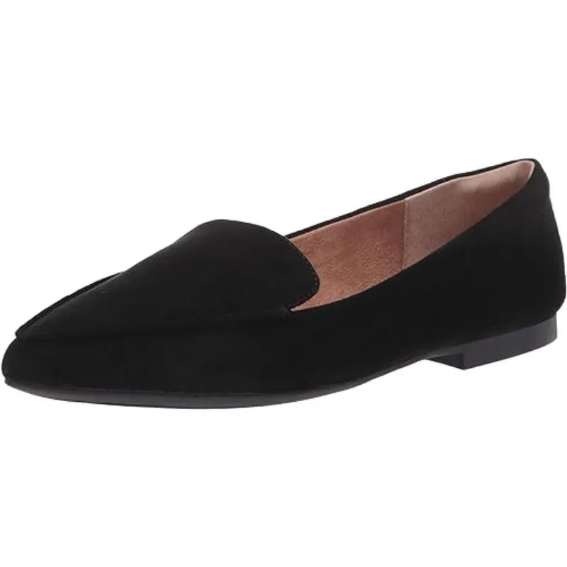 Sleek Minimalist Leather Loafer For Women